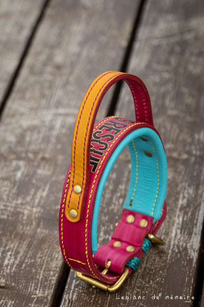 Collier matelassé avec poignée en cuir 1.5''