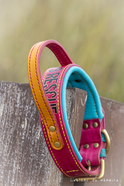 Collier matelassé avec poignée en cuir 1.5''